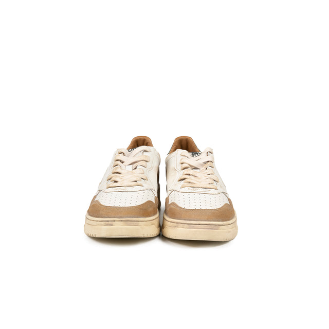 Sneakers Autry - Medalist Low Super Vintage in pelle e suede (Bianco, Beige e Grigio)