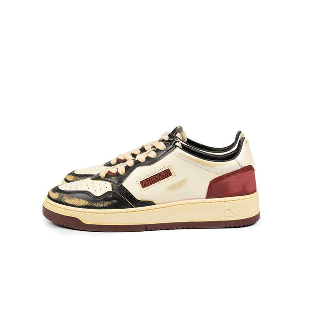 Sneakers Autry - Medalist Low Super Vintage in pelle (Bianco, Nero e Bordeaux)