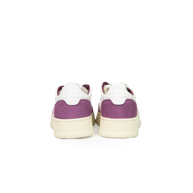 Sneakers Autry - Medalist low wom match suede Porpora grape