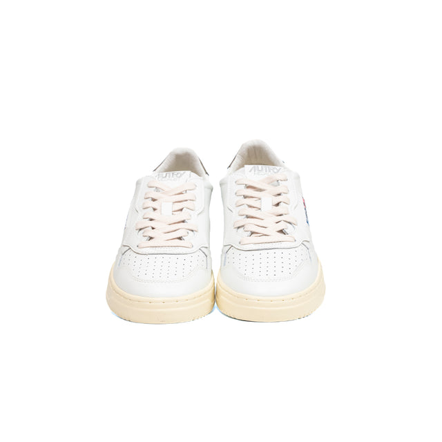Sneakers Autry- medalist low man leather in pelle bianca e fango