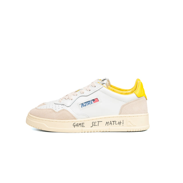 Sneakers Autry- medalist low man match bianco, beige e giallo