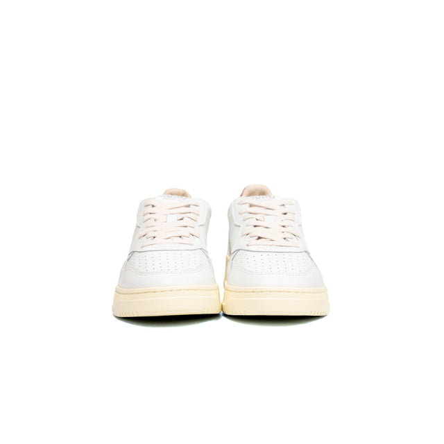 Sneakers Autry- medalist low man leather pelle bianca e suede DEEP CLARET logo A