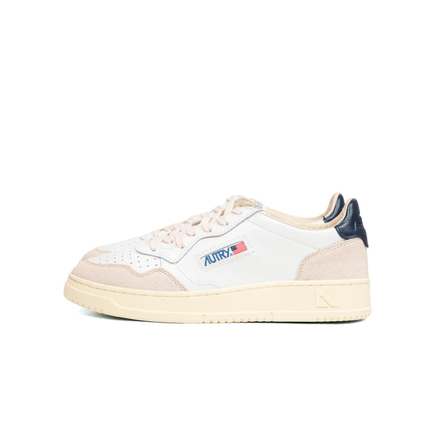 Sneakers Autry- medalist low man pelle bianca e blu, suede beige