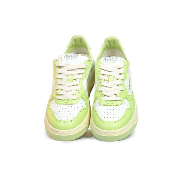Sneakers Autry - Medalist Low Bicolor in pelle (bianco e verde)