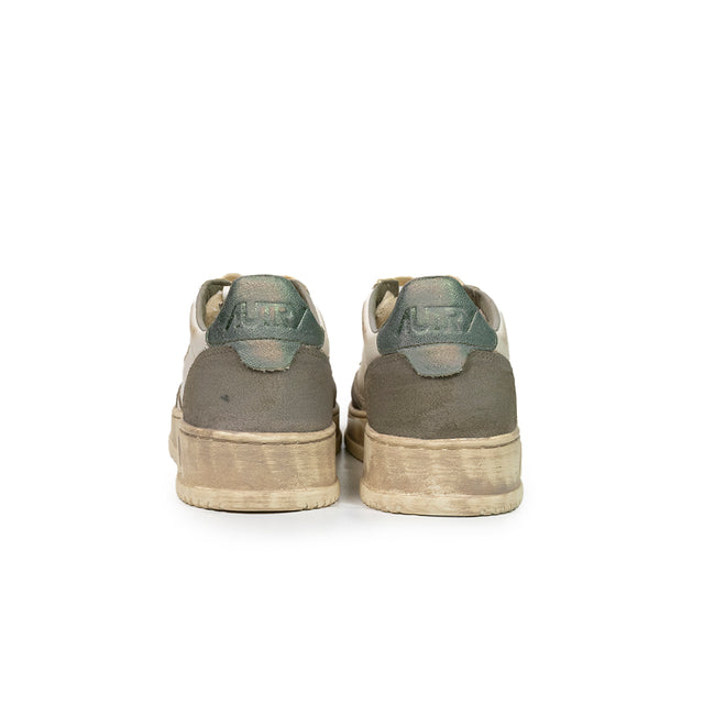 Sneaker Autry  - Super vintage low in pelle e suede bianche, military e smeraldo