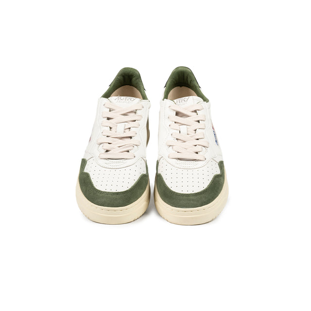 Sneakers Autry - Medalist Low camoscio e pelle (bianco, nero e verde inglese)