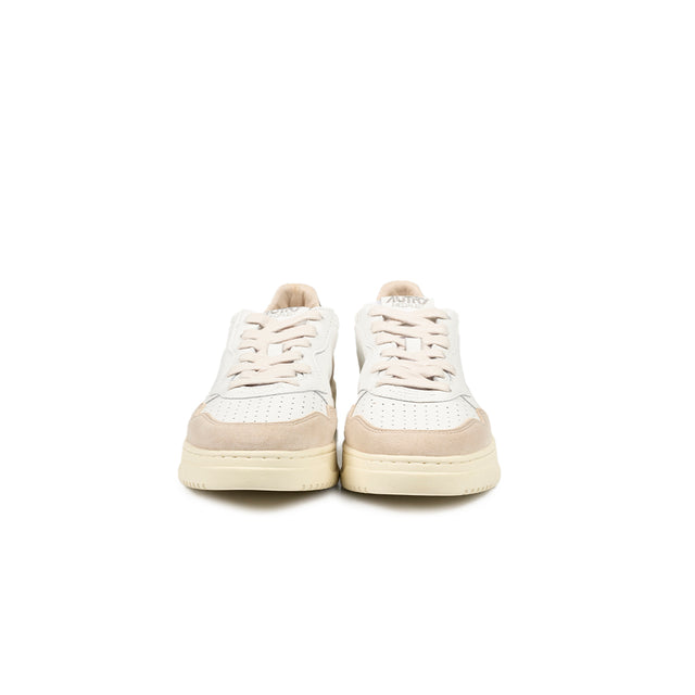 Sneakers Autry - Medalist Low camoscio e pelle (bianco, Beige e Verde)