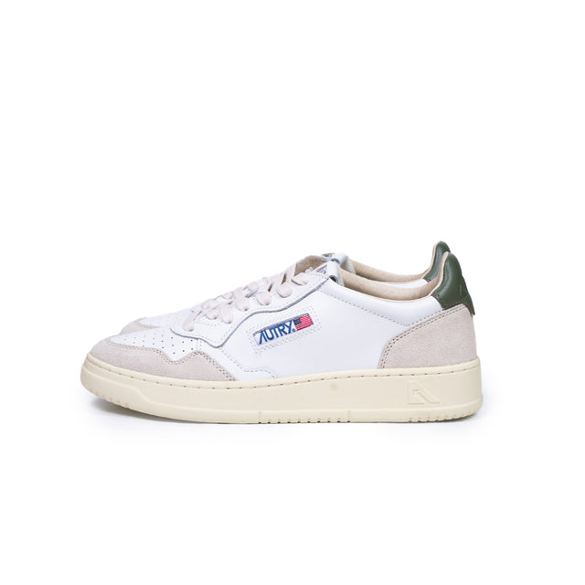 Sneakers Autry- medalist low man in pelle bianca e suede verde militare e beige