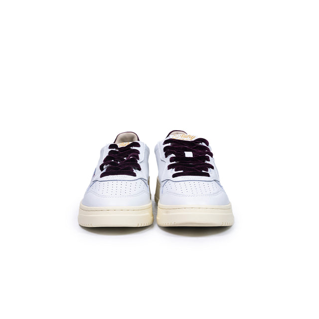 Sneakers Autry- medalist low woman in pelle bianca e velluto bordeaux