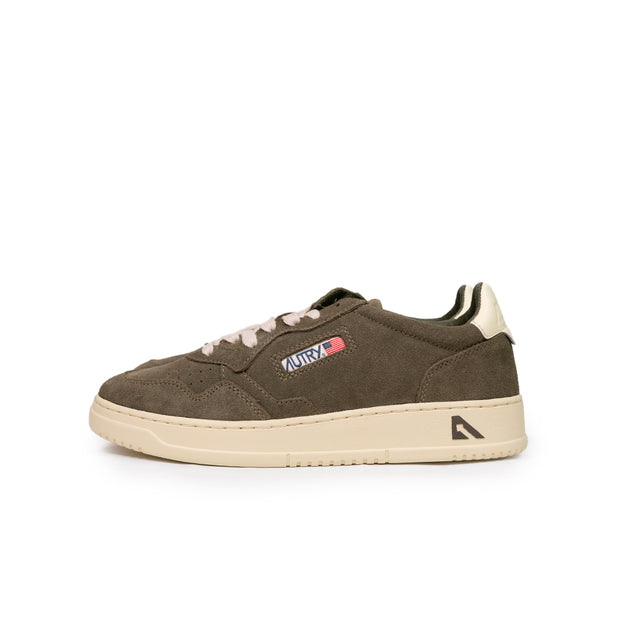 Sneaker Autry - Medialist low total suede verdi militare