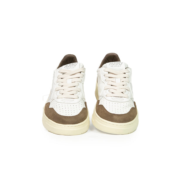 Sneakers Autry - Medalist Low goat suede wht/street marrone