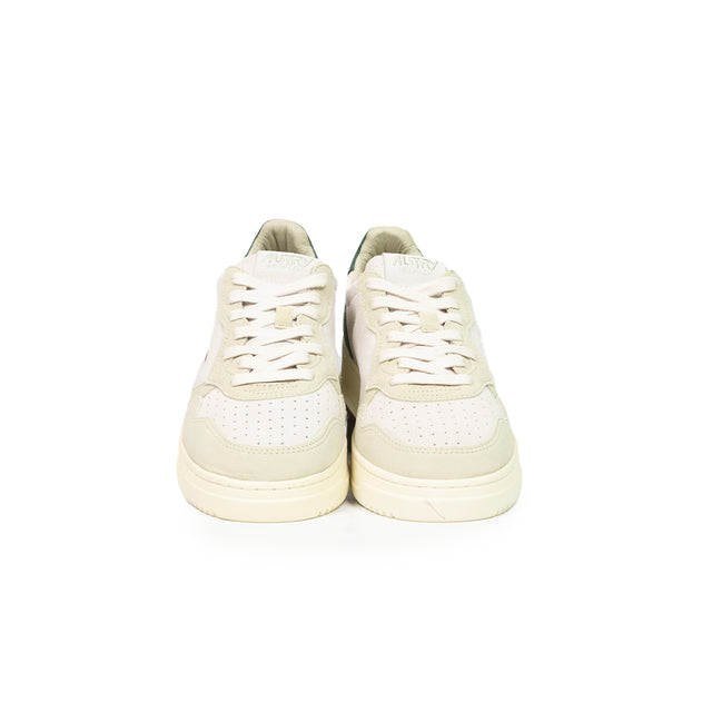 Sneaker Autry - Medalist low man tric suede bianco, verdino e verde inglese