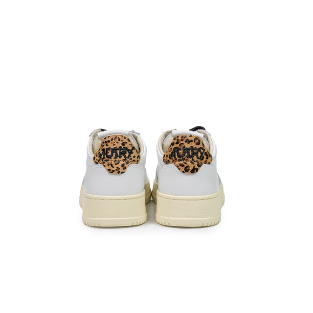 Sneakers Autry - medalist low woman pelle Bianca e dettaglio animalier