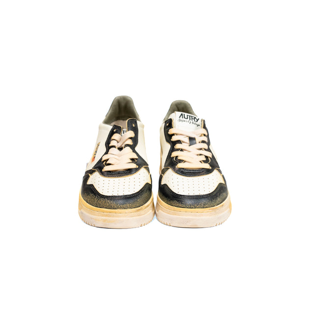 Sneakers Autry- medalist low super vintage in pelle bianca covert green e nera