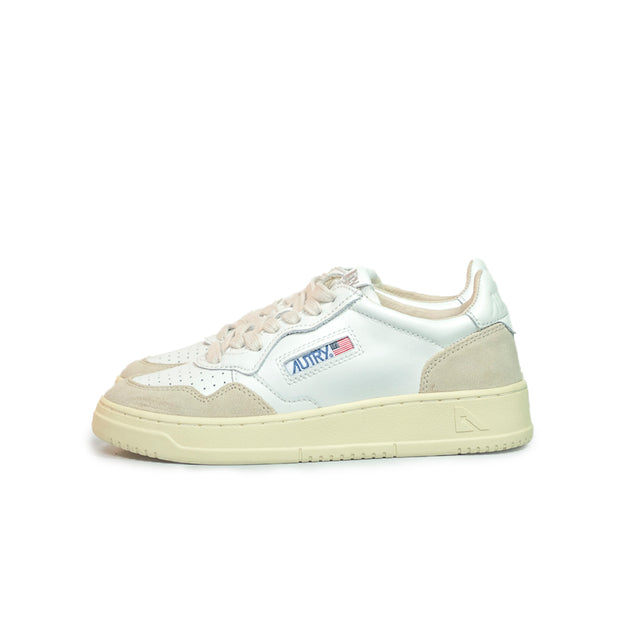 Sneaker Autry - MEDALIST LOW bianche in pelle e suede