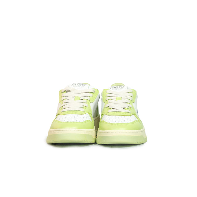 Sneakers Autry - Medalist Low Bicolor in pelle (bianco e verde)