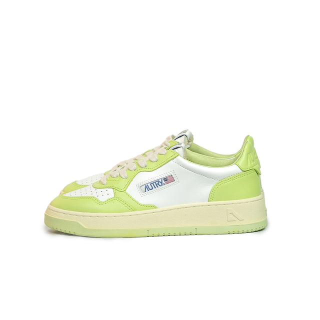 Sneakers Autry - Medalist Low Bicolor in pelle (bianco e verde)