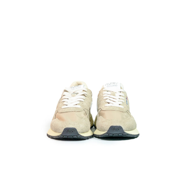 Sneakers Autry - Reelwind Low in Suede e Nylon (beige)